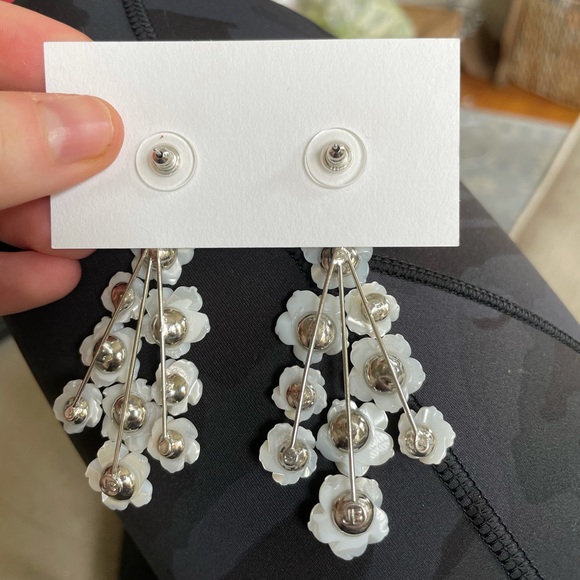 NEW Jennifer Behr Floral Statement Earrings - Picture 3 of 10
